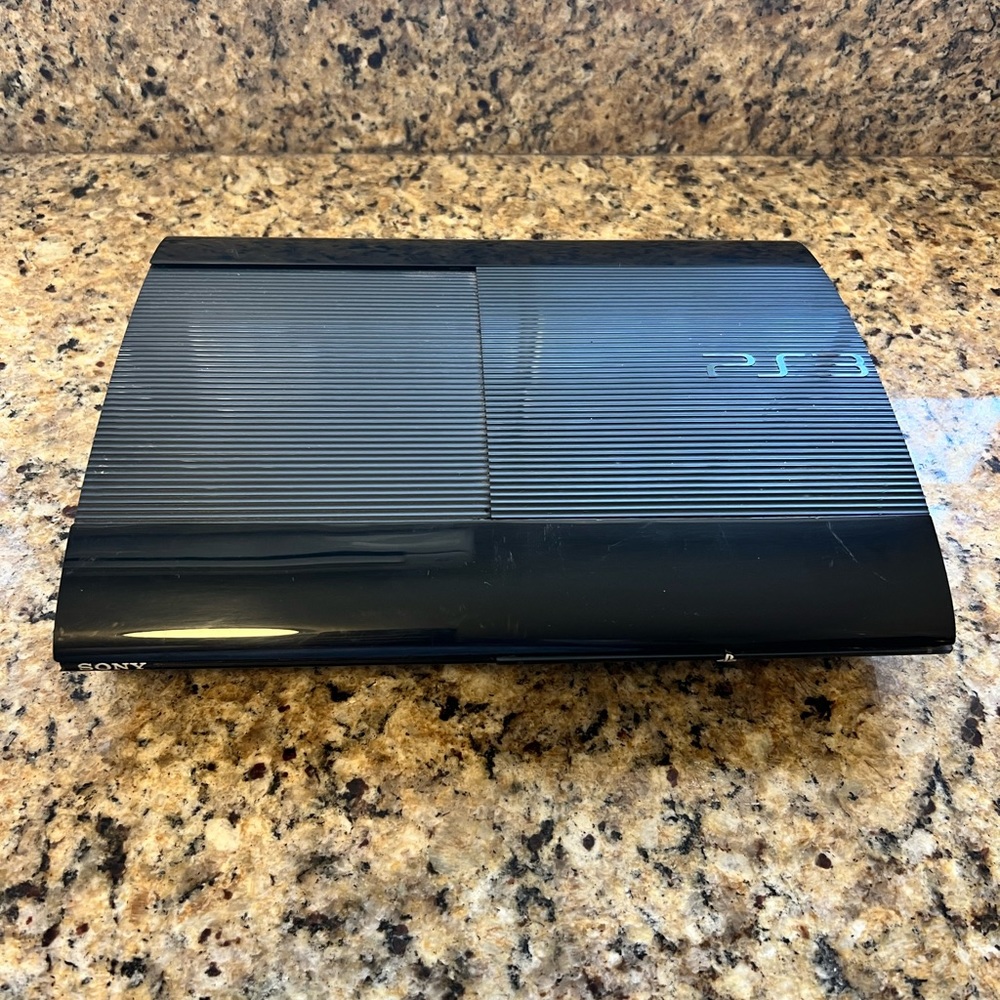 EUC PlayStation 3 - Console Only